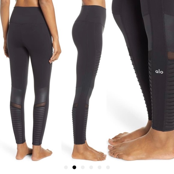 ALO YOGA Moto leggings in black size s - Picture 2 of 5